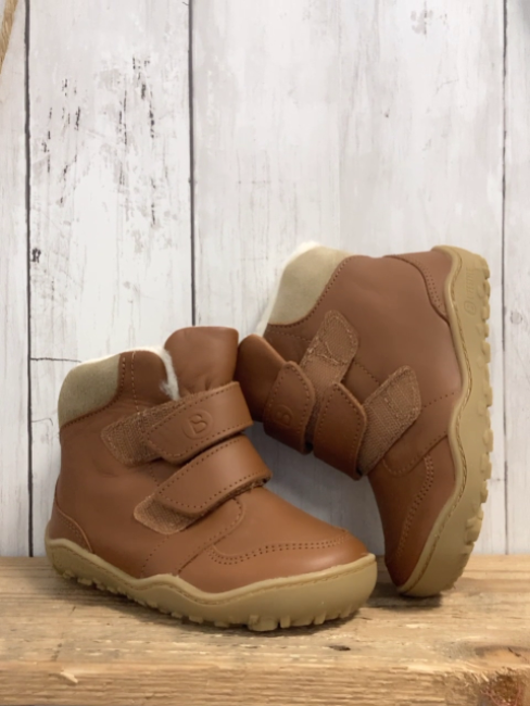 BLifestyle  Boots  Gr. 24  braun weißes Lammfellfutter NP 80 € 