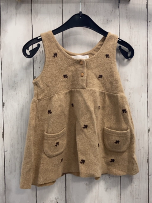 Zara  Kleid  Gr. 92  sand  Strick braune Blumen 