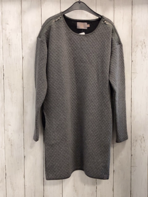 Creamie  Kleid  Gr. 152  grau Rautenmuster Reißverschlüsse an den Schultern 