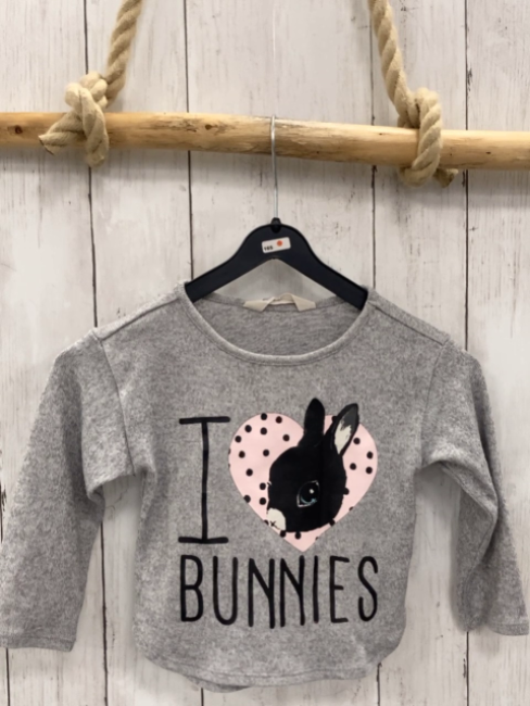 H&M  Pullover  Gr. 92  hellgrau Strick Hasenkopf Herz Schrift 