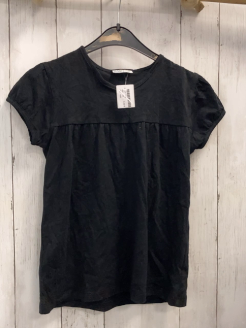 neu  T-Shirt  Gr. 134  schwarz 