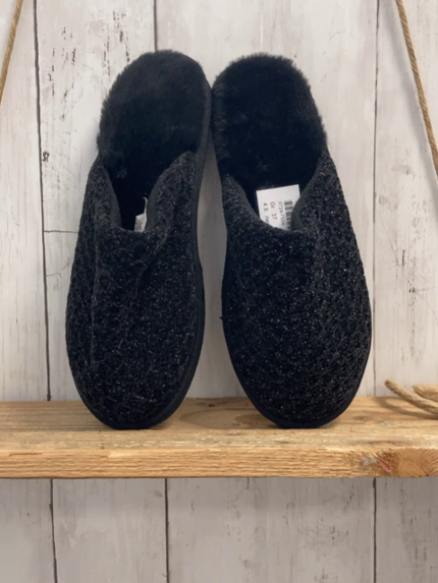 neu  Hausschuhe  Gr. 37  schwarz mit Glitzer + Fellfutter 