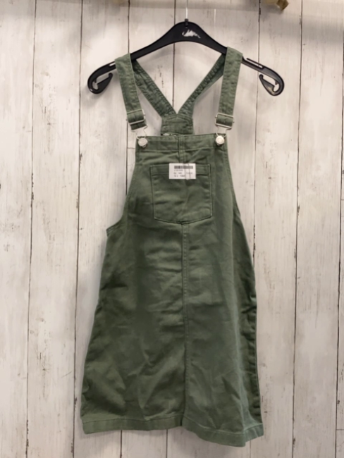 H&M  Trägerrock Gr. 140  kiwi