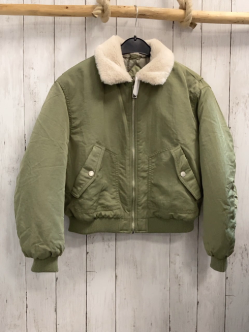 Zara  Winterjacke  Gr. 152  oliv beige Fellkragen 