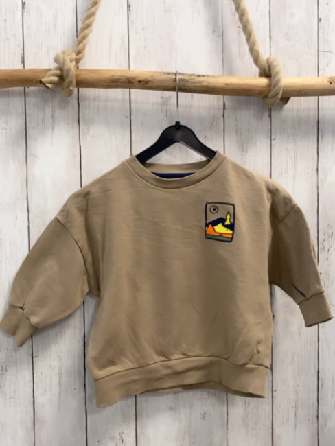 Next  Pullover  Gr. 92  sand Bild mit Bergen
