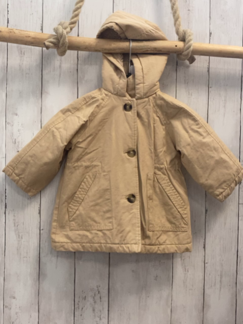 Zara  Jacke  Gr. 86  beige Kapuze mit Teddyfutter 