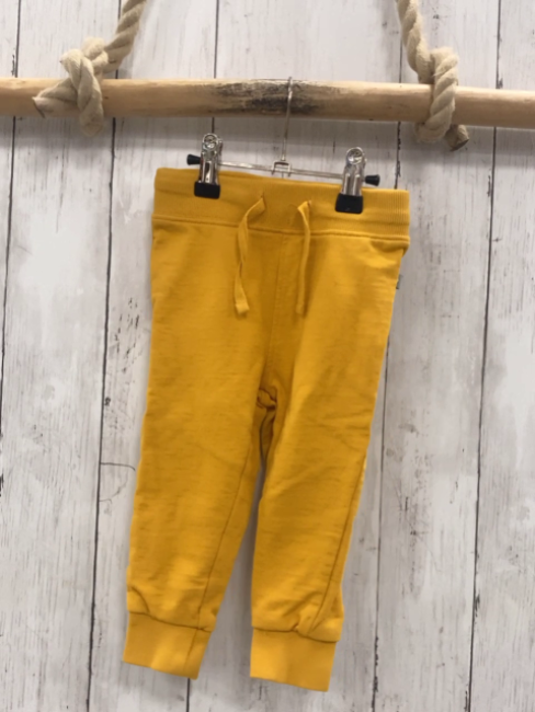 Liegelind Jogginghose Gr. 80  senf Kordel