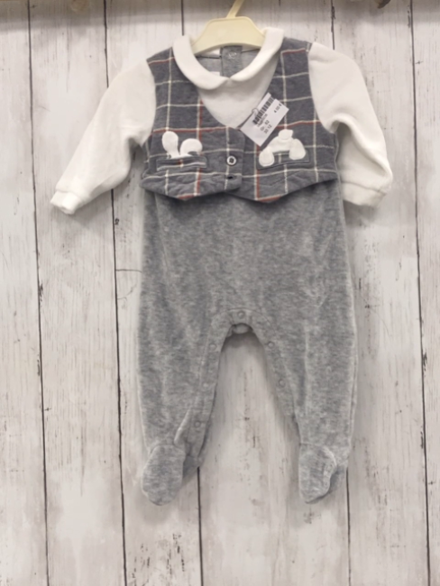  Schlafanzug Gr. 62  grau weiße Ärmel karierte Weste Nicky