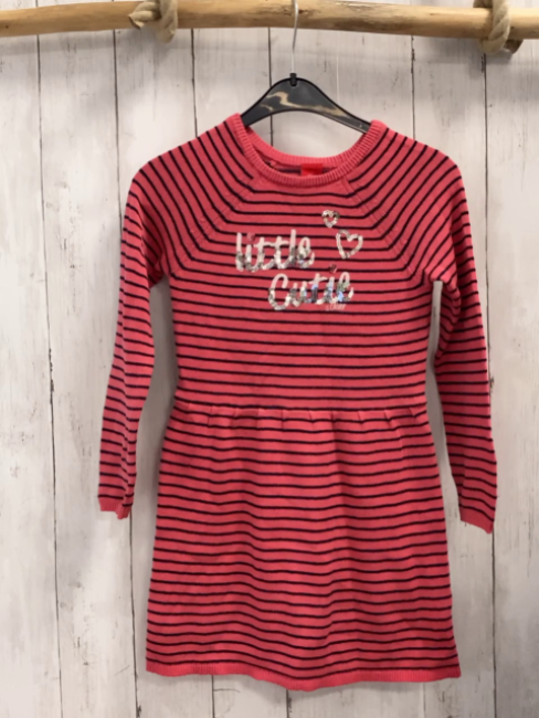 S´ Oliver  Kleid  Gr. 122  hellrot schwarze Streifen Schrift mit silber Pailetten 