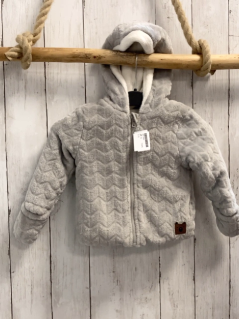   Plüschjacke  Gr. 74  hellgrau Zacenstreifen Kapuze mit weißem Bund 