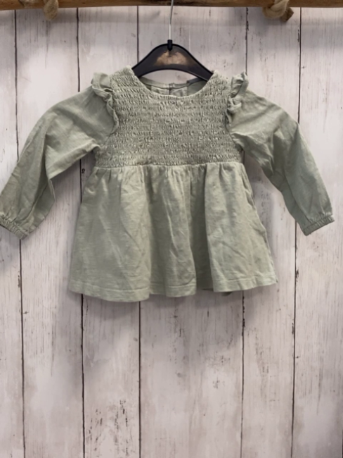 Tahari  Langarmshirt  Gr. 80  mint gesmoktes Vorderteil 