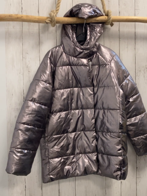 Reserved  Winterjacke  Gr. 152  silber Lack 