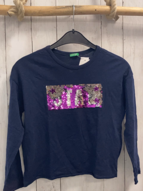 Benetton Langarmshirt Gr. 140  blau Pailettenschrift