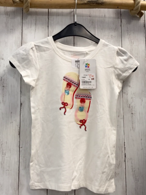 neu  T-Shirt  Gr. 122  weiß Flip Flops 
