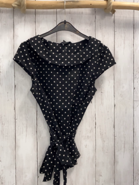 H&M  Sommerbluse  Gr. 36  schwarz weiße Punkte 