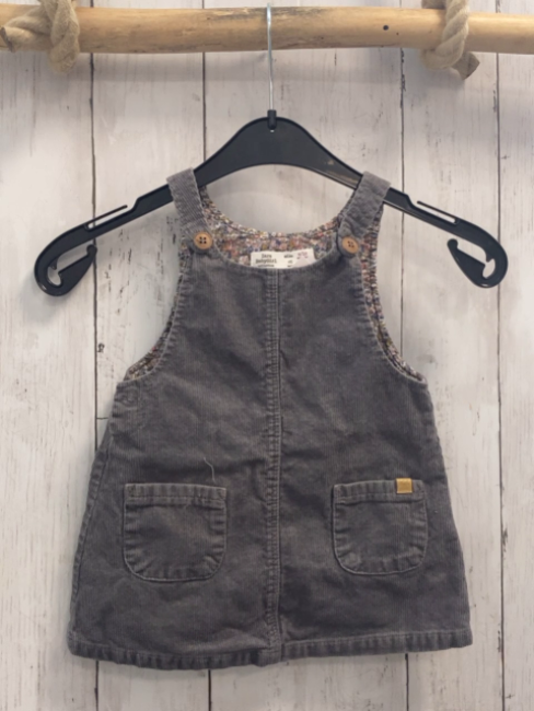 Zara  Kleid  Gr. 80  grau Kord 