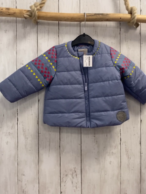 Esprit  Winterjacke  Gr. 74  hellblau + gelbe Dreiecke + rote Herzen  