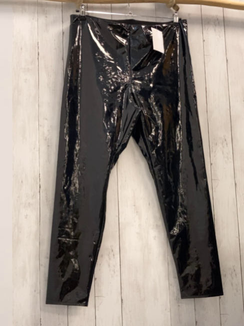 neu H&M  Hose  Gr. XL  schwarz Lack 