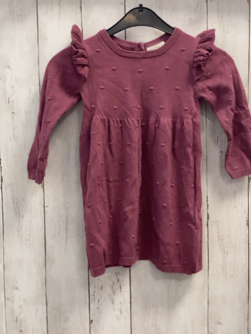   Kleid  Gr. 92  altrosa Stick Noppen Rüschen an den Schultern 