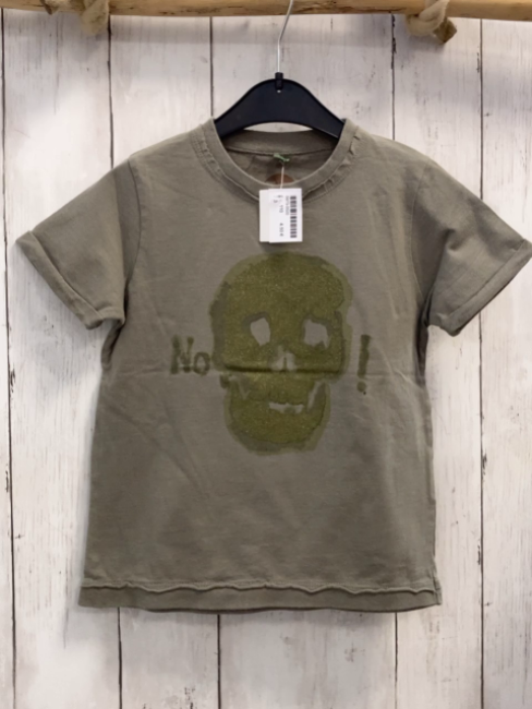   T-Shirt  Gr. 110  grau gelb glänzender Totenkopf 