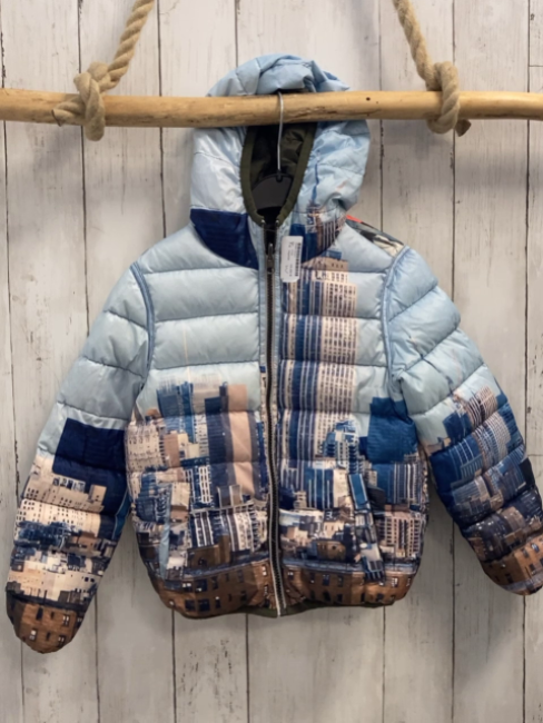 Hyros  Wende-Winterjacke  Gr. 110  kiwi / Basketballer vor Häusern 
