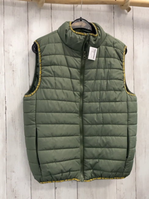 Zebralino  Weste  Gr. 140  oliv Bund mit gelber Schrift 