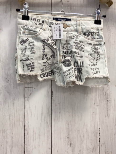 Mango Shorts Gr. 116  hellblau Jeans schwarze Schrift Bund verstellbar