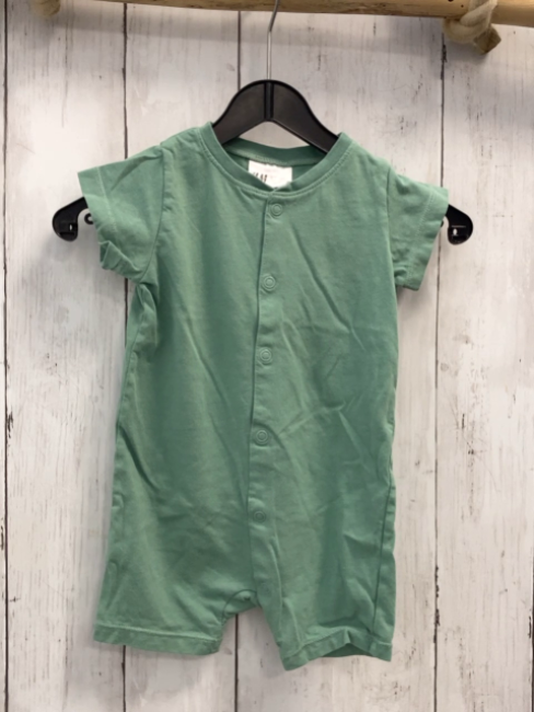 H&M Playsuit Gr. 68  grün