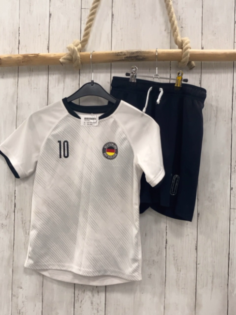 2tlg h&M  Sportset  Gr. 122/128  weiß grau schwarz Deutschland 