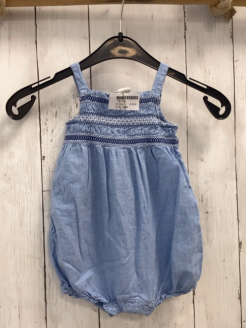 H&M  Playsuit  Gr. 74  hellblau Jeans bunte Ziernähte 
