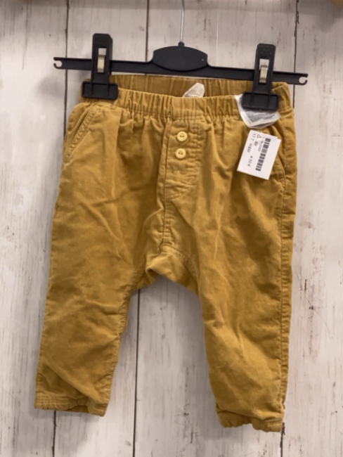 H&M  Hose  Gr. 68  mais Kord gefüttert 