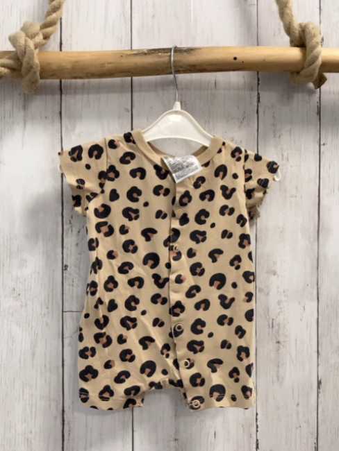 H&M  Playsuit  Gr. 56  beige schwarz braun leoprint 