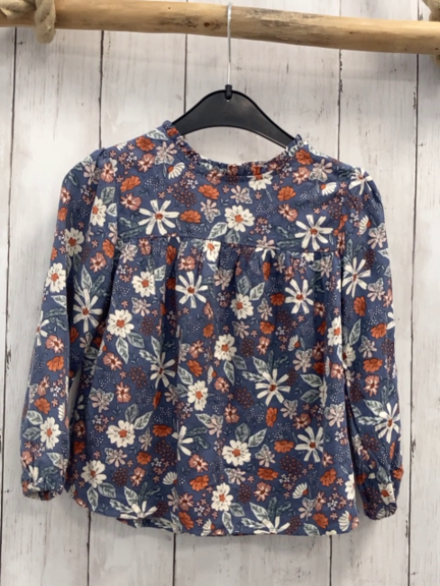 Vertbaudet  Bluse  Gr. 104  blau Blumen 