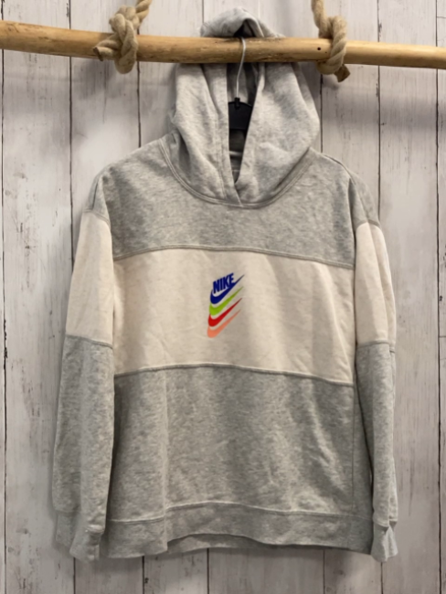 Nike Pullover Gr. 134  grau beige Kapuze