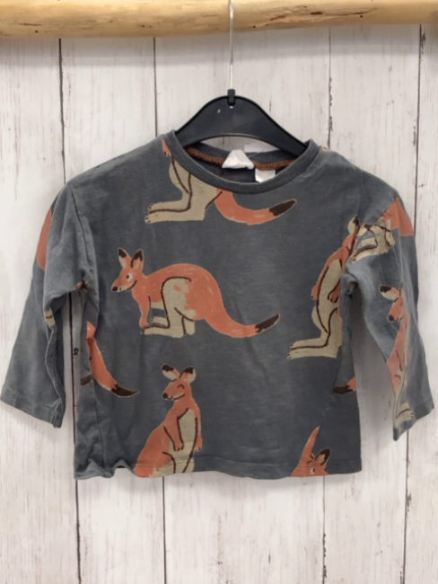 zara Pullover Gr. 92  gau rost Kangurus