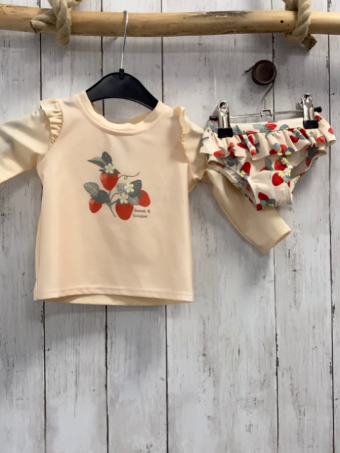 2tlg H&M  UV-Schutzset  Gr. 62/68  creme Erdbeeren Rüschen 