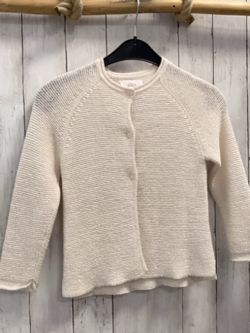Zara  Strickjacke  Gr. 122  weiß Rippen 