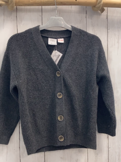 Zara  Strickjacke  Gr. 110  grau Rippen 