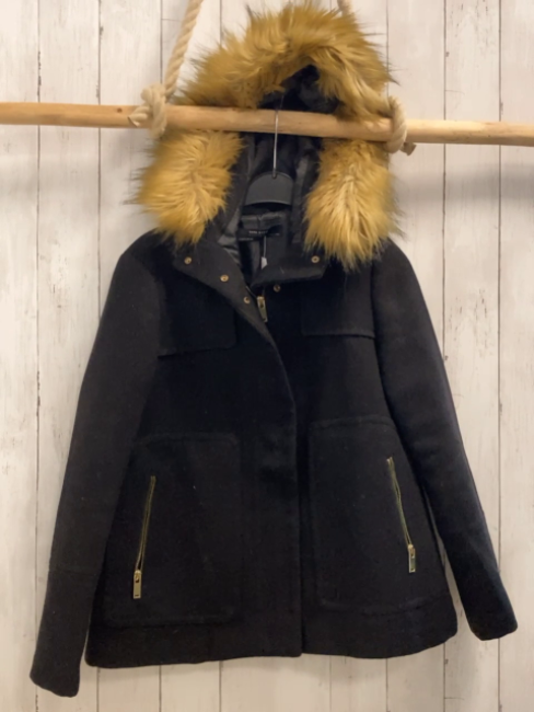 zara Jacke Gr. S schwarz abtrennbarer Kunstfellbund