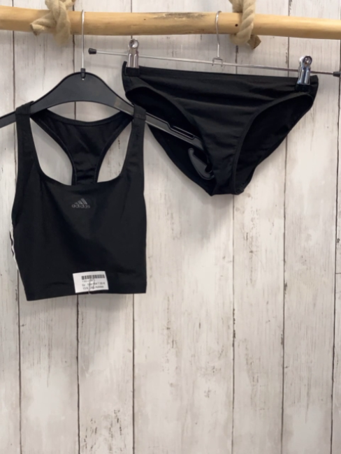 2tlg Adidas  Bikini  Gr. 158/164  schwarz weiße Streifen