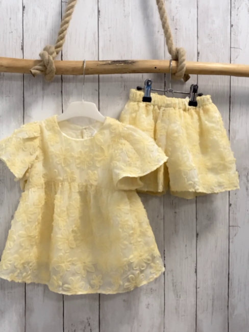 2tlg Zara  Sommerbluse + Shorts  Gr. 104  creme gelbe Blumen zweilagig 