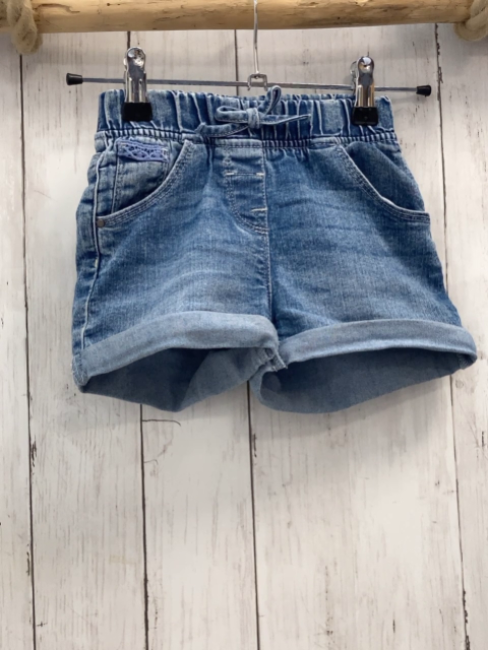 Next  Shorts  Gr. 104  blau jeans Schleife 