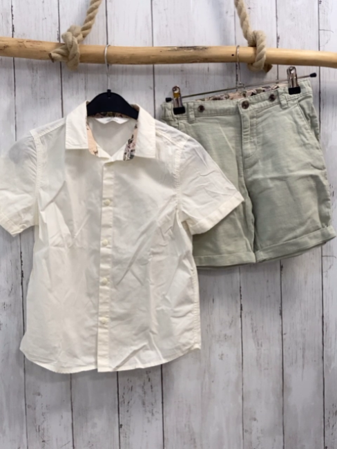 2tlg H&M Shorts + Sommerhemd Gr. 122  mint Bund verstellbar + weiß