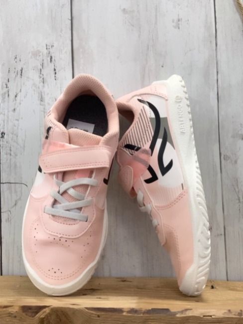 Decathlon  Schuhe  Gr. 33  rosa weiß schwarz 