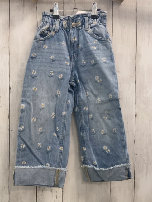 zara Hose Gr. 104  blau Jeans Blumen
