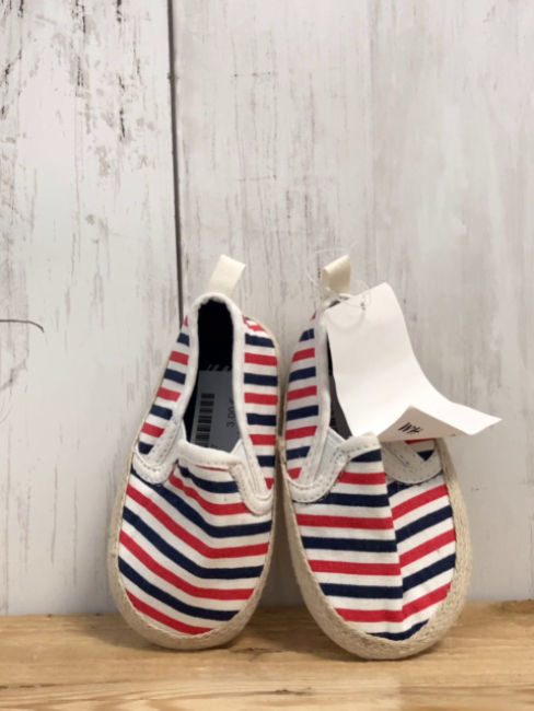 neu H&M  Babyschühchen  Gr. 18  blau rot weiße Streifen 