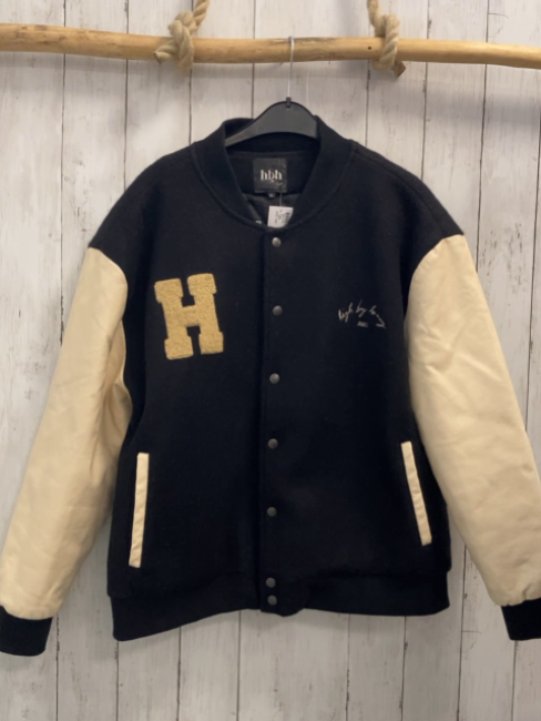 hbh Jacke Gr. XL  schwarz wolloptik beige leoderoptik Ärmel beige Plüsch"H" 