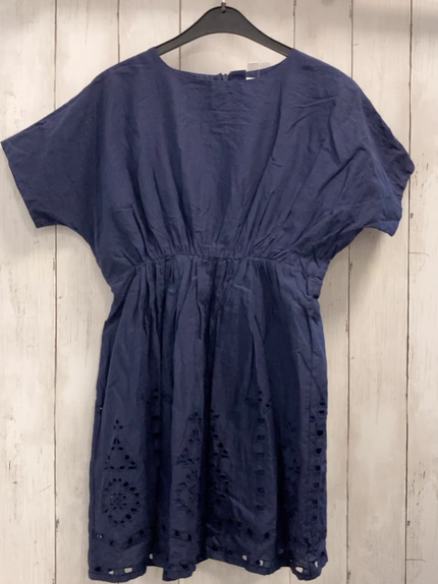 Carrément beau  Kleid  Gr. 140  blau Lochstickerei 