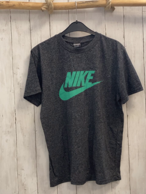 Nike  T-Shirt  Gr. 52/54  dunkelgrau grau meliert grüne Schrift 