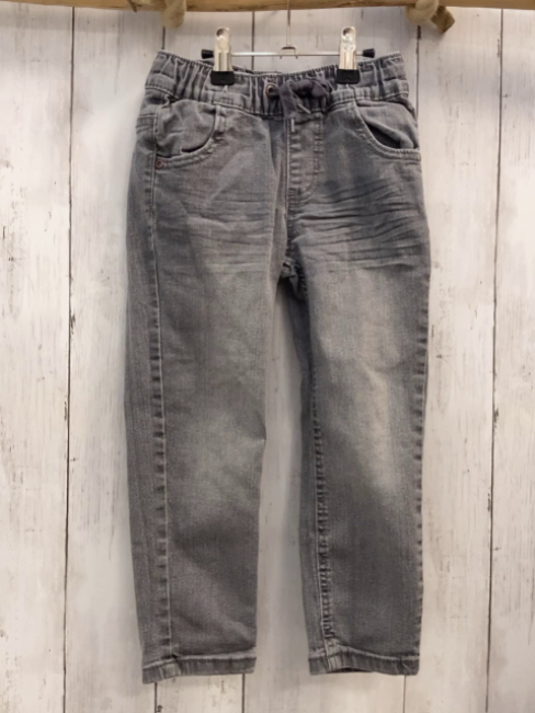  Hose Gr. 104  grau Jeans Kordel
